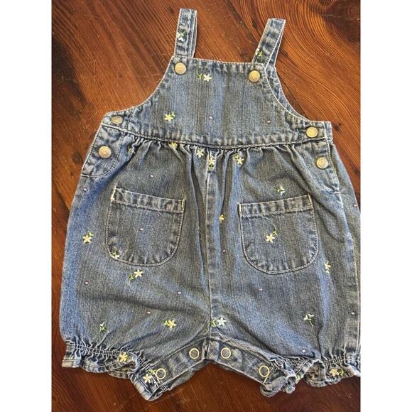 Vintage Baby Girls Carters Jean Shortie Romper Embroidered 6 Months - Picture 1 of 9